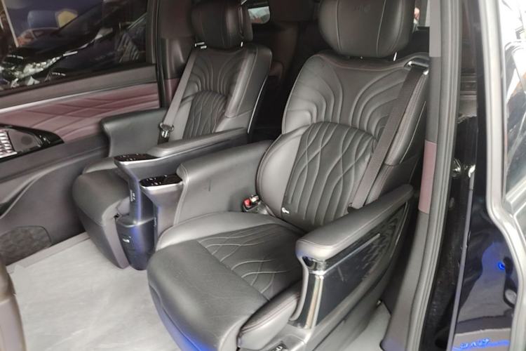 Used GAC Trumpchi M8 2024 Master Series 400T Prestige Edition Left Rear Seat