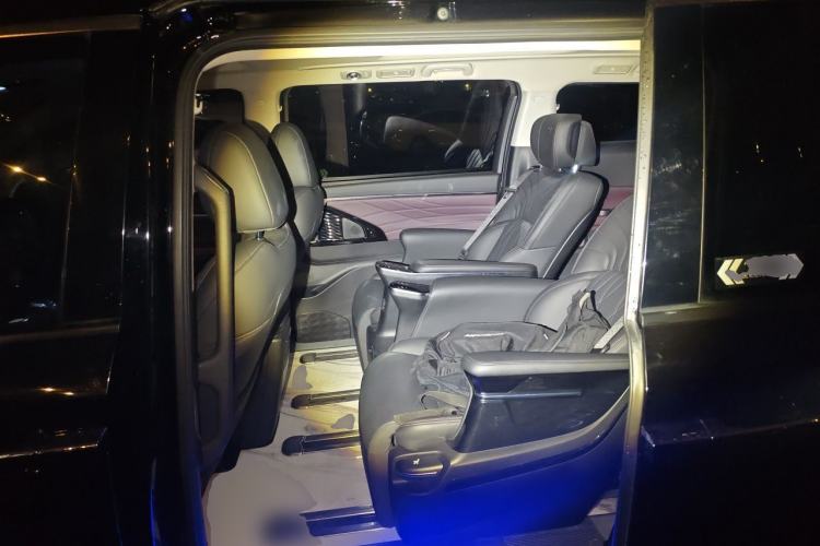 Used GAC Trumpchi M8 2024 Master Series 400T Prestige Edition Left Rear Seat