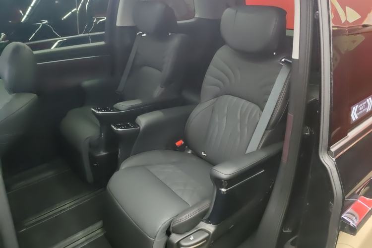 Used GAC Trumpchi M8 2024 Master Series 400T Prestige Edition Left Rear Seat