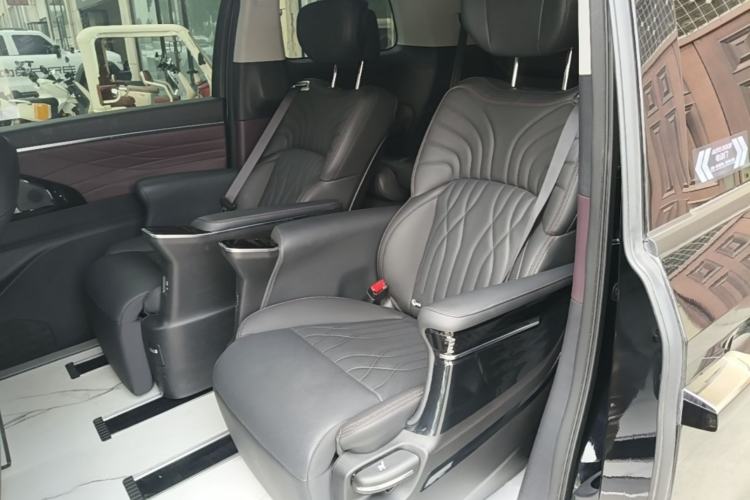 Used GAC Trumpchi M8 2024 Master Series 400T Prestige Edition Left Rear Seat