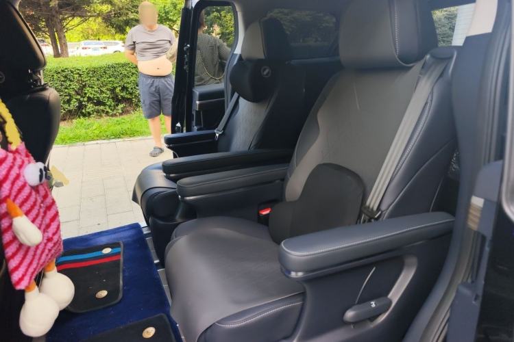 Used GAC Trumpchi M8 2024 Lingxiu Series 390T Luxury Edition Left Rear Seat