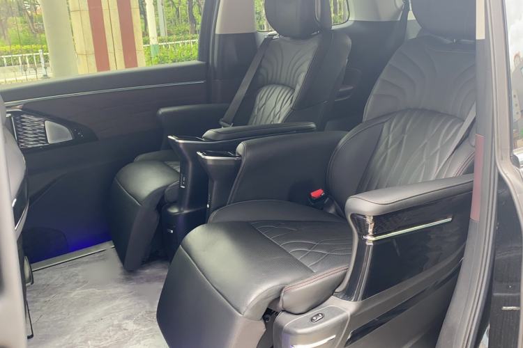 Used GAC Trumpchi M8 2024 Master Series Super Hybrid Edition Left Rear Seat