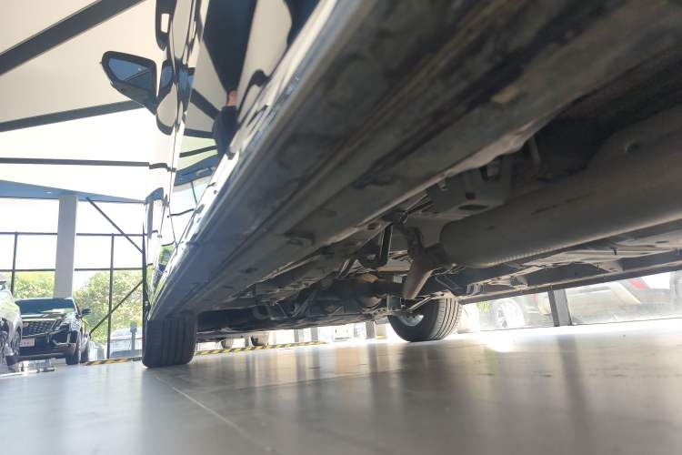 Used GAC Trumpchi M8 2024 Master Series 400T Prestige Edition Left Side Sill