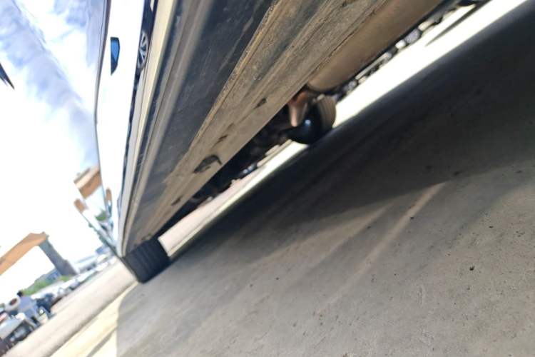 Used GAC Trumpchi M8 2024 Master Series 400T Prestige Edition Left Side Sill