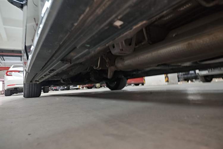 Used GAC Trumpchi M8 2024 Master Series 400T Prestige Edition Left Side Sill