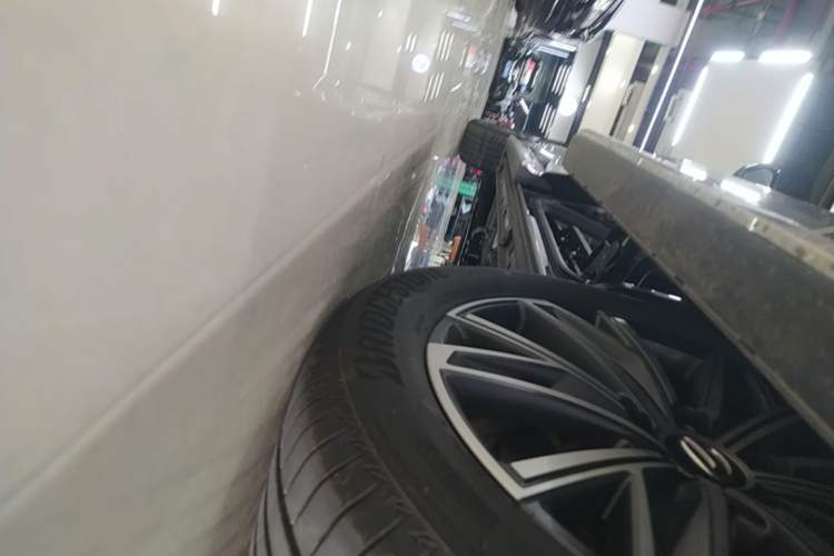 Used GAC Trumpchi M8 2024 Master Series 400T Prestige Edition Left Side Sill
