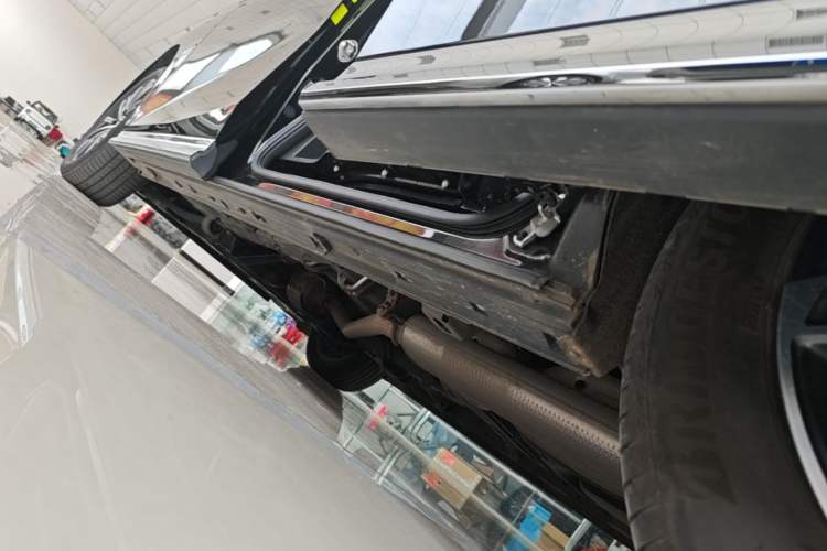 Used GAC Trumpchi M8 2024 Master Series 400T Prestige Edition Left Side Sill