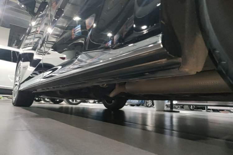 Used GAC Trumpchi M8 2024 Master Series 400T Ultimate Edition Left Side Sill