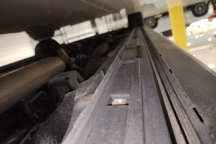 Used GAC Trumpchi M8 2024 Master Series 400T Ultimate Edition Left Side Sill