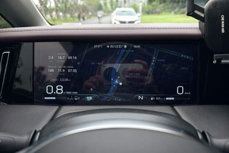 Used GAC Trumpchi M8 2024 Master Series 400T Prestige Edition Odometer Close Up