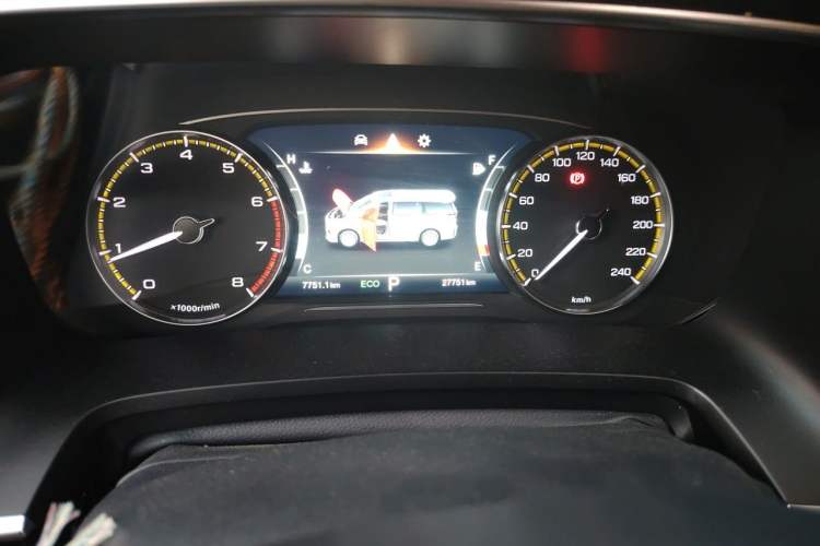 Used GAC Trumpchi M8 2024 Lingxiu Series 390T Deluxe Edition Odometer Close Up
