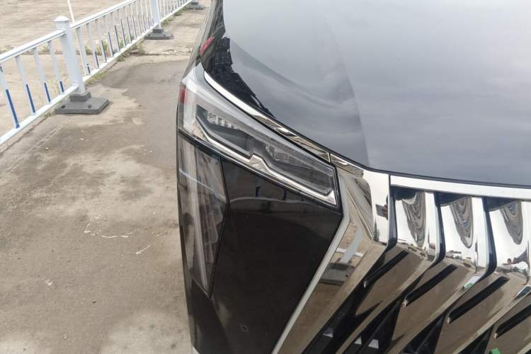 Used GAC Trumpchi M8 2024 Zongshi Series 400T Ultimate Edition Right Front Headlight