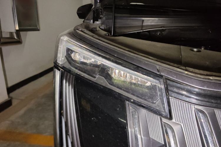 Used GAC Trumpchi M8 2024 Master Series 400T Prestige Edition Right Front Headlight