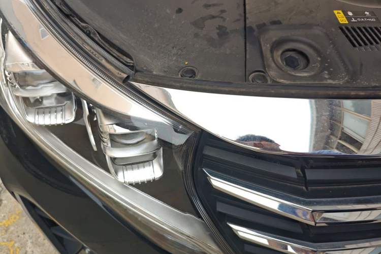 Used GAC Trumpchi M8 2024 Lingxiu Series 390T Luxury Edition Right Front Headlight