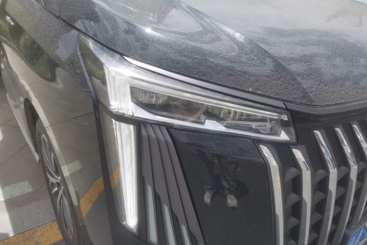 Used GAC Trumpchi M8 2024 Master Series 400T Prestige Edition Right Front Headlight