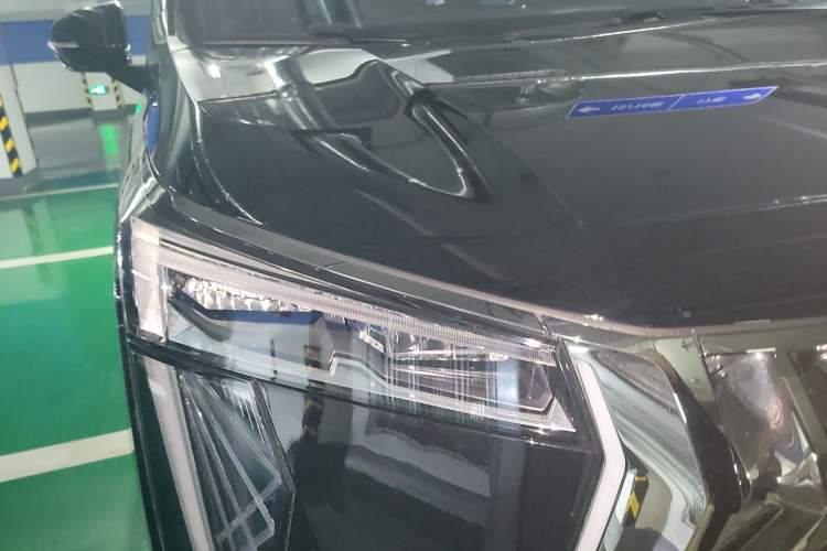 Used GAC Trumpchi M8 2024 Zongshi Series 400T Pioneer Edition Right Front Headlight