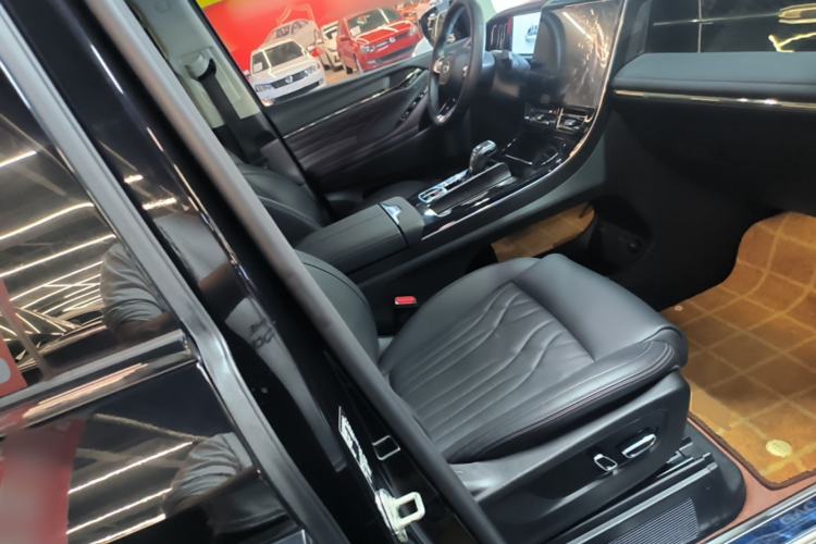 Used GAC Trumpchi M8 2024 Master Series 400T Ultimate Edition Right Front Seat