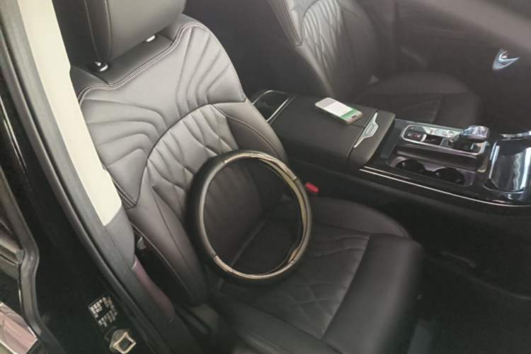 Used GAC Trumpchi M8 2024 Master Series 400T Prestige Edition Right Front Seat