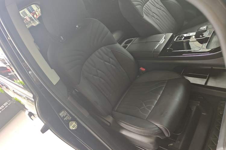 Used GAC Trumpchi M8 2024 Master Series 400T Prestige Edition Right Front Seat