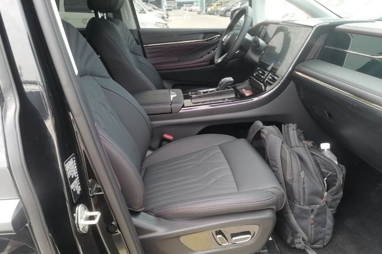 Used GAC Trumpchi M8 2024 Master Series Super Hybrid Edition Right Front Seat