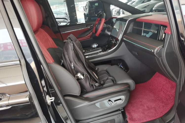 Used GAC Trumpchi M8 2024 Zongshi Series 400T Ultimate Edition Right Front Seat