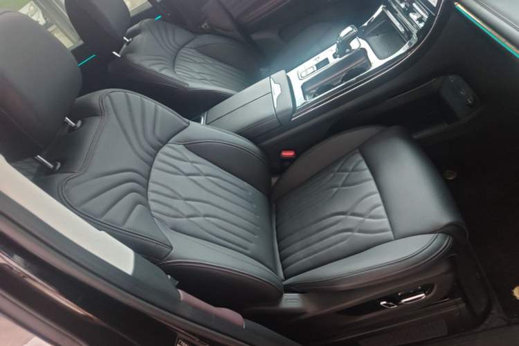 Used GAC Trumpchi M8 2024 Master Series Super Hybrid Edition Right Front Seat