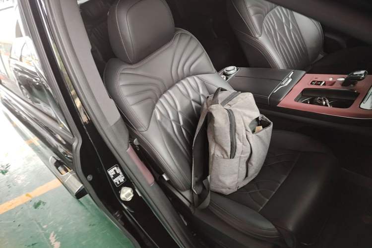 Used GAC Trumpchi M8 2024 Master Series 400T Prestige Edition Right Front Seat