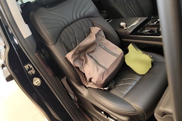 Used GAC Trumpchi M8 2024 Master Series 400T Ultimate Edition Right Front Seat