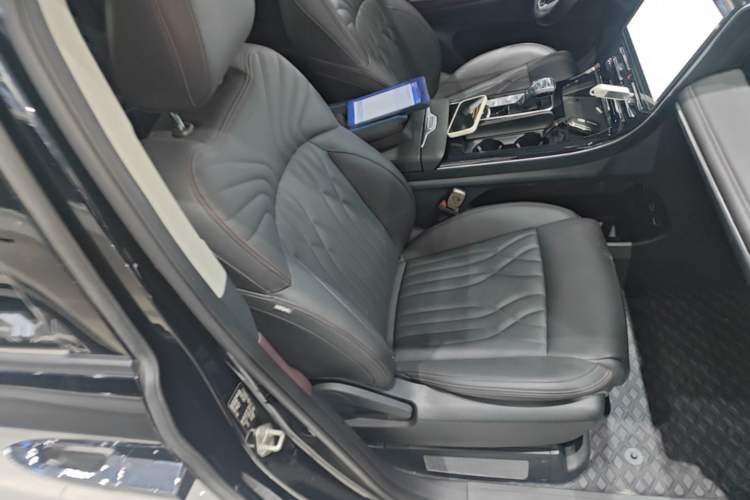 Used GAC Trumpchi M8 2024 Master Series 400T Prestige Edition Right Front Seat
