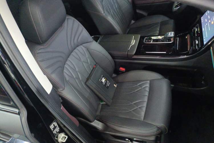 Used GAC Trumpchi M8 2024 Master Series 400T Ultimate Edition Right Front Seat