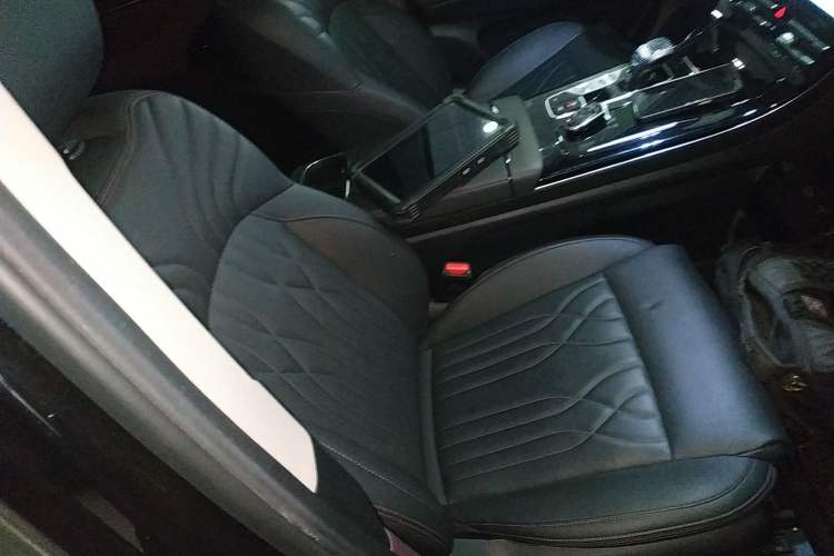 Used GAC Trumpchi M8 2024 Master Series 400T Prestige Edition Right Front Seat