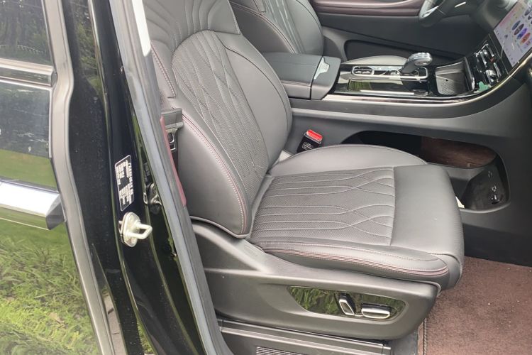 Used GAC Trumpchi M8 2024 Master Series Super Hybrid Edition Right Front Seat