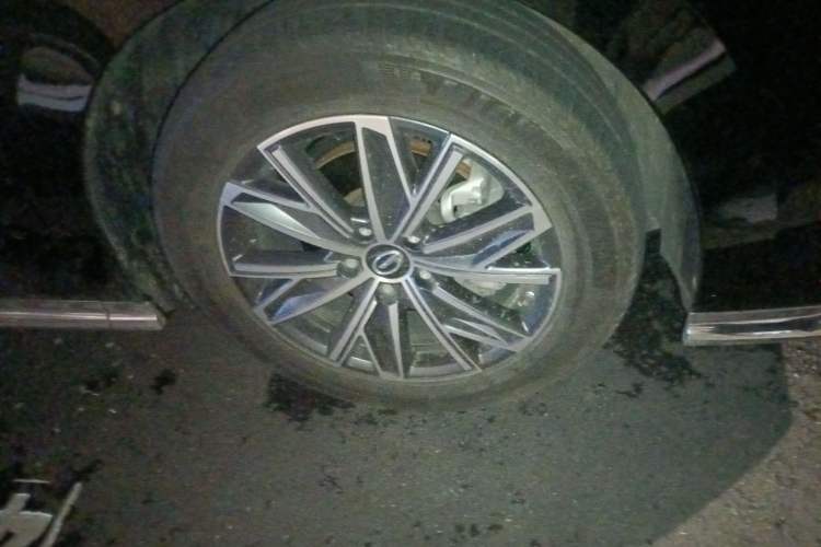 Used GAC Trumpchi M8 2024 Master Series 400T Ultimate Edition Right Front Wheel Hub