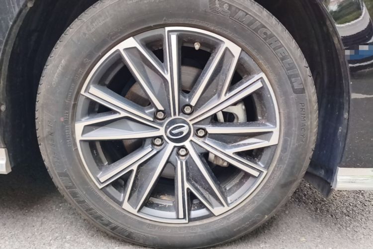 Used GAC Trumpchi M8 2024 Master Series 400T Ultimate Edition Right Front Wheel Hub