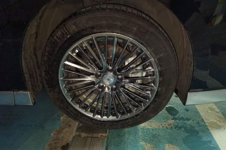 Used GAC Trumpchi M8 2024 Master Series 400T Ultimate Edition Right Front Wheel Hub