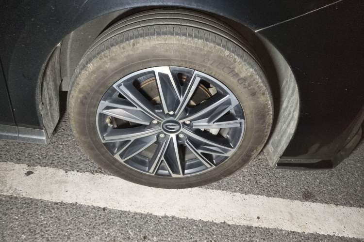 Used GAC Trumpchi M8 2024 Master Series 400T Prestige Edition Right Front Wheel Hub