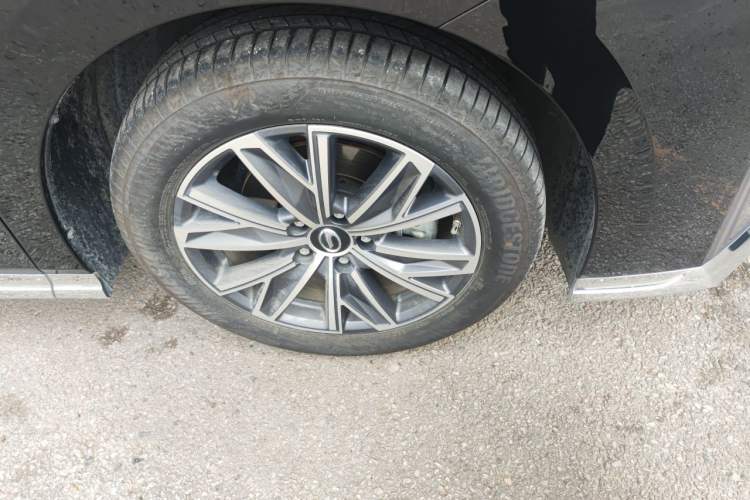 Used GAC Trumpchi M8 2024 Master Series 400T Prestige Edition Right Front Wheel Hub
