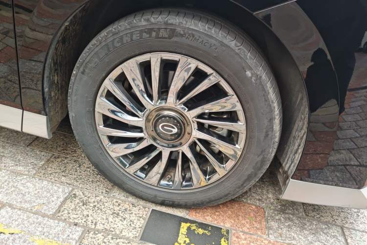 Used GAC Trumpchi M8 2024 Zongshi Series 400T Pioneer Edition Right Front Wheel Hub
