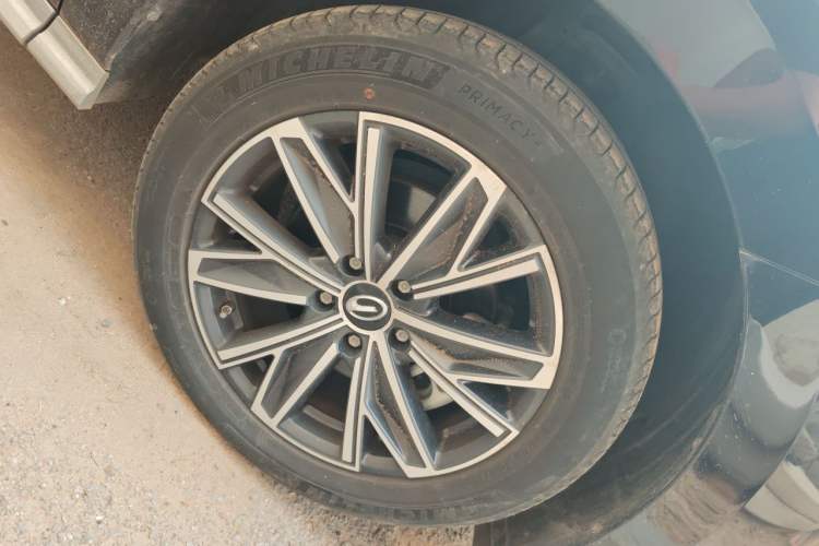 Used GAC Trumpchi M8 2024 Master Series 400T Ultimate Edition Right Front Wheel Hub
