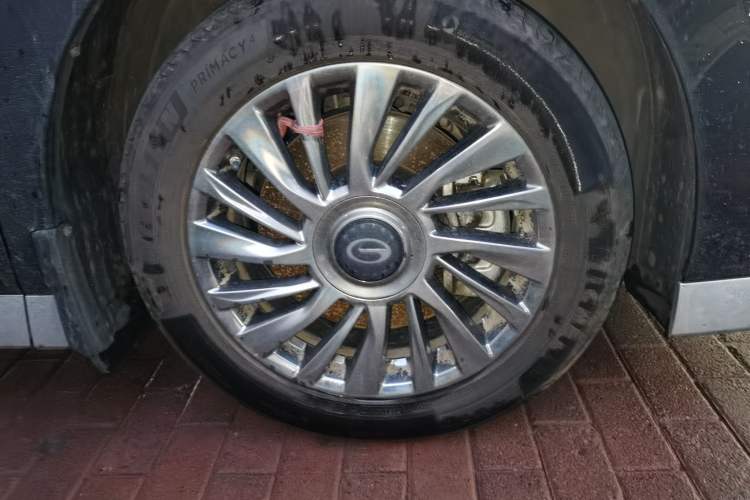 Used GAC Trumpchi M8 2024 Zongshi Series Dual-Motor Supreme Edition Right Front Wheel Hub