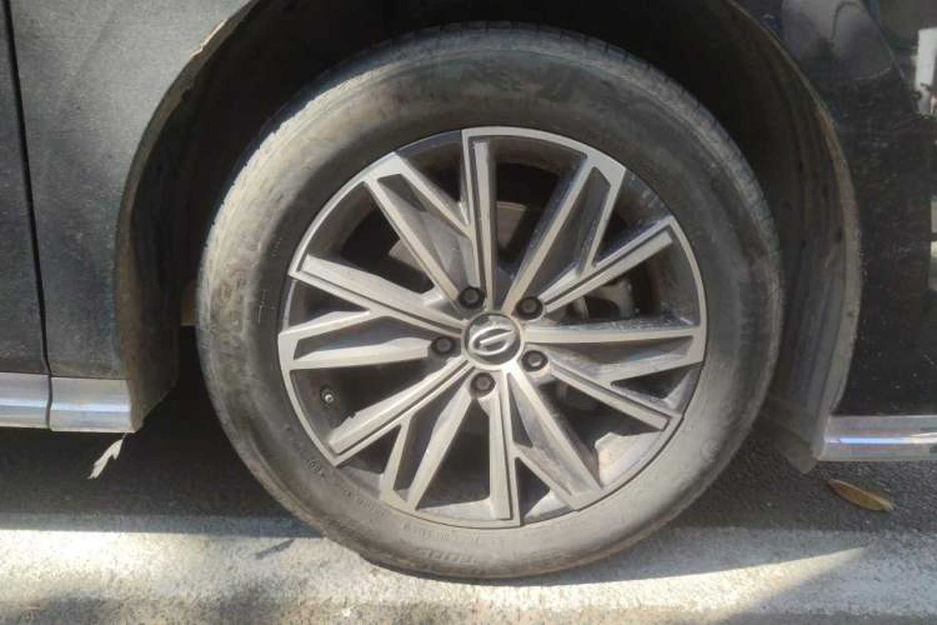 Used GAC Trumpchi M8 2024 Master Series 400T Prestige Edition Right Front Wheel Hub