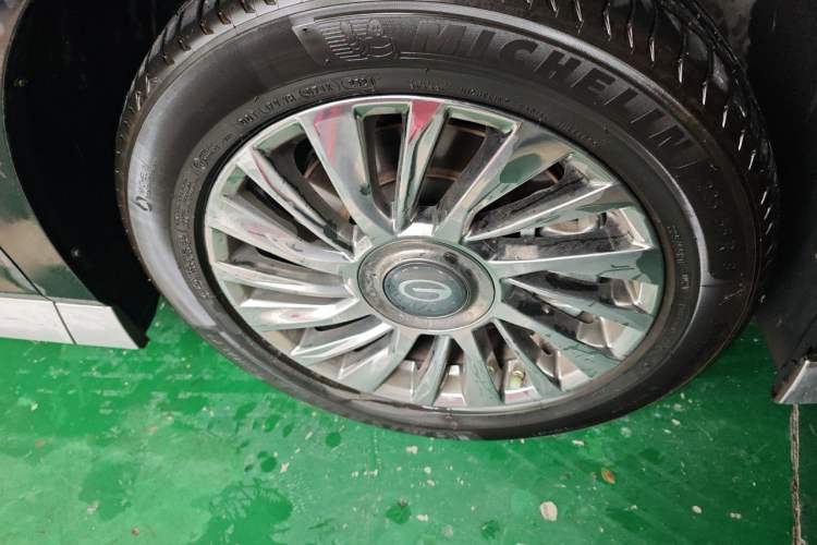 Used GAC Trumpchi M8 2024 Zongshi Series 400T Pioneer Edition Right Front Wheel Hub