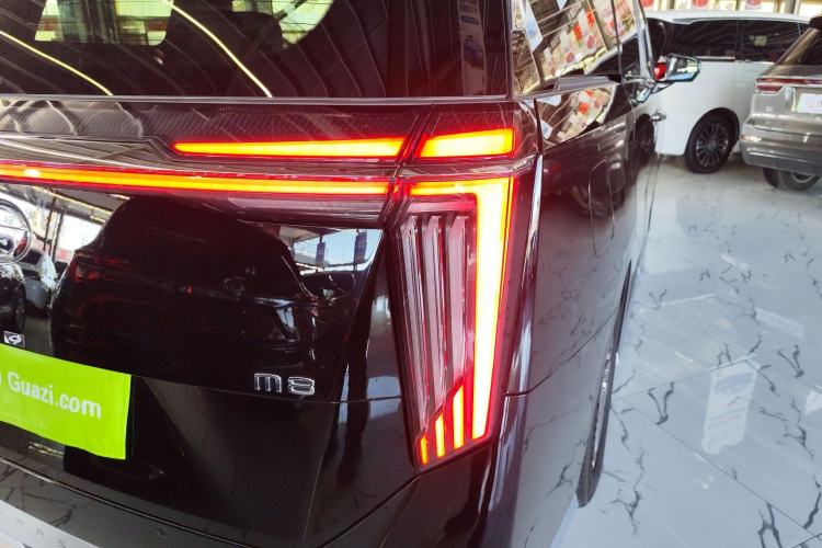 Used GAC Trumpchi M8 2024 Zongshi Series 400T Ultimate Edition Right Rear Taillight