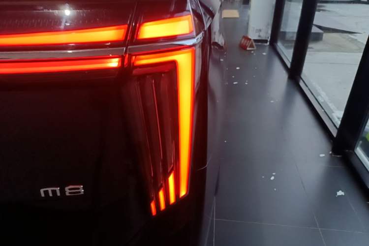 Used GAC Trumpchi M8 2024 Master Series 400T Ultimate Edition Right Rear Taillight