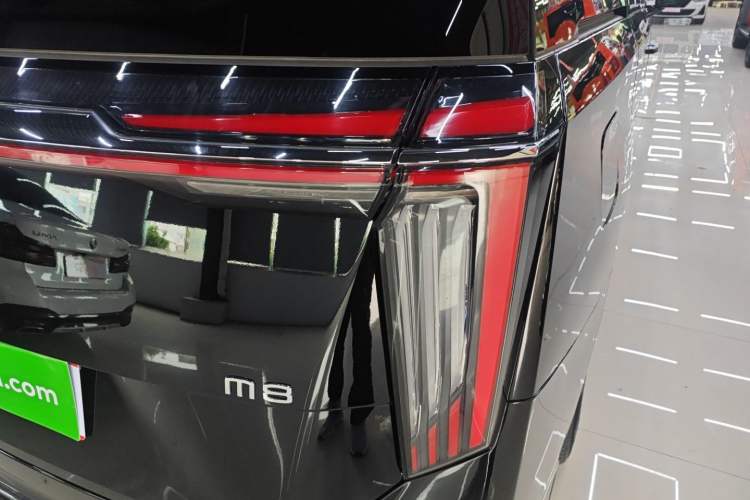 Used GAC Trumpchi M8 2024 Master Series 400T Ultimate Edition Right Rear Taillight