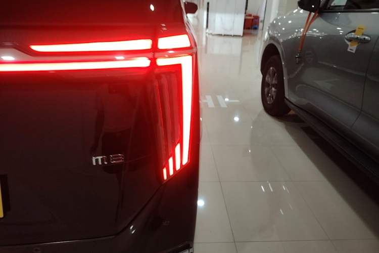 Used GAC Trumpchi M8 2024 Master Series 400T Ultimate Edition Right Rear Taillight