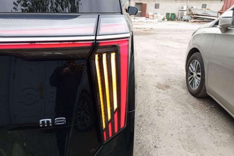 Used GAC Trumpchi M8 2024 Zongshi Series 400T Ultimate Edition Right Rear Taillight