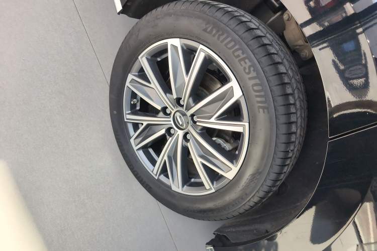 Used GAC Trumpchi M8 2024 Master Series 400T Prestige Edition Right Rear Wheel Hub