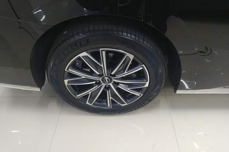 Used GAC Trumpchi M8 2024 Master Series 400T Ultimate Edition Right Rear Wheel Hub