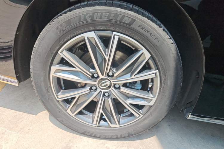 Used GAC Trumpchi M8 2024 Master Series 400T Ultimate Edition Right Rear Wheel Hub